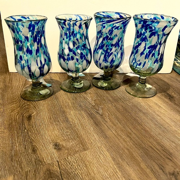 Other - SOLD!! Gorgeous Hand Blown Confetti Hurricane Glasses- Set of 4- NWT